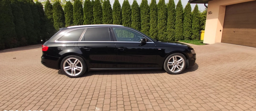 Audi A4 cena 59900 przebieg: 227000, rok produkcji 2014 z Chełm małe 301